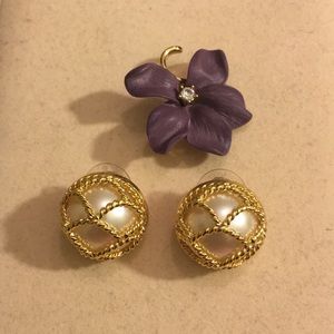 Joan Rivers Gold Pearl Earrings With Flower Pin